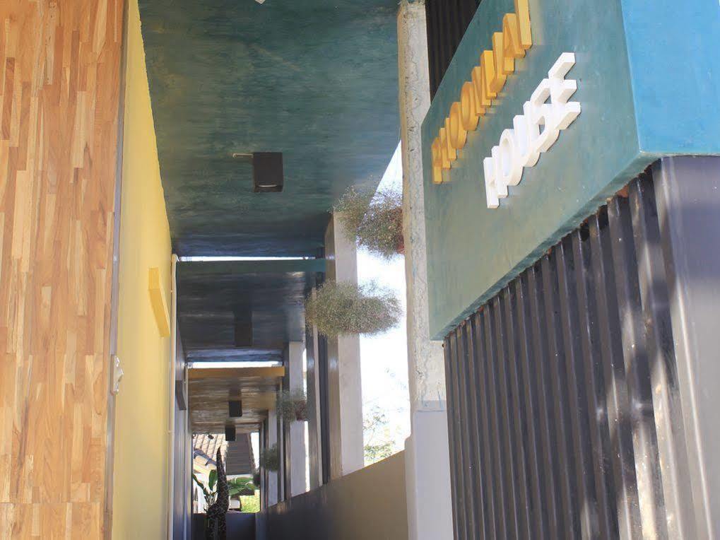 Oyo 303 Phoomjai House Lägenhet Chalong Exteriör bild