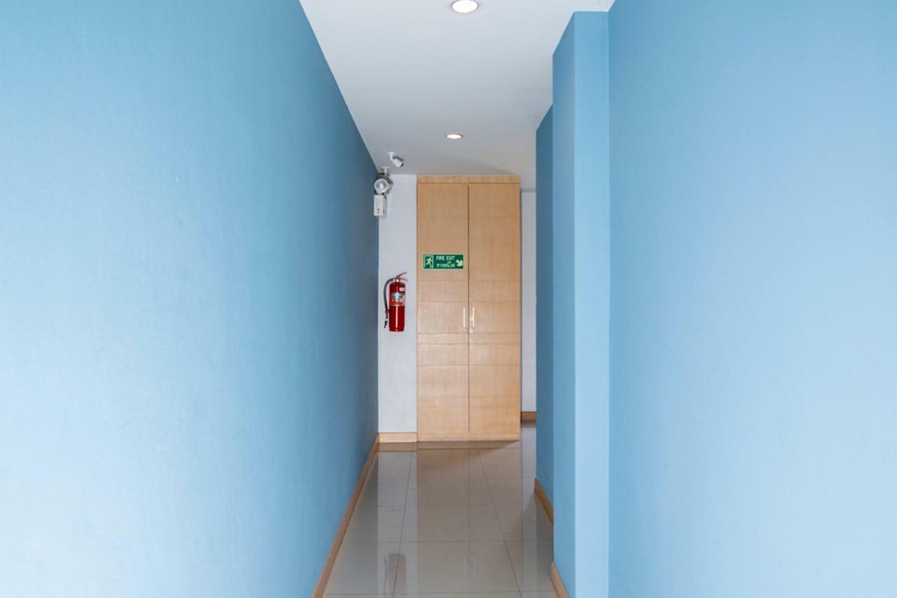 Oyo 303 Phoomjai House Lägenhet Chalong Exteriör bild